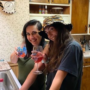 Meet your Posher, Julie